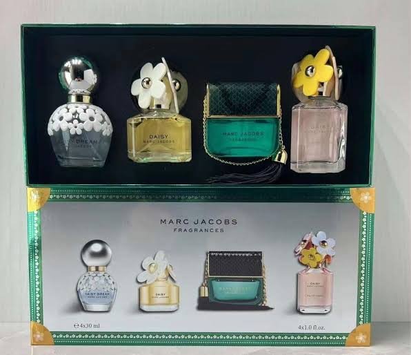 MARC JACOBS Perfume Giftset 30ml x 4 - A
