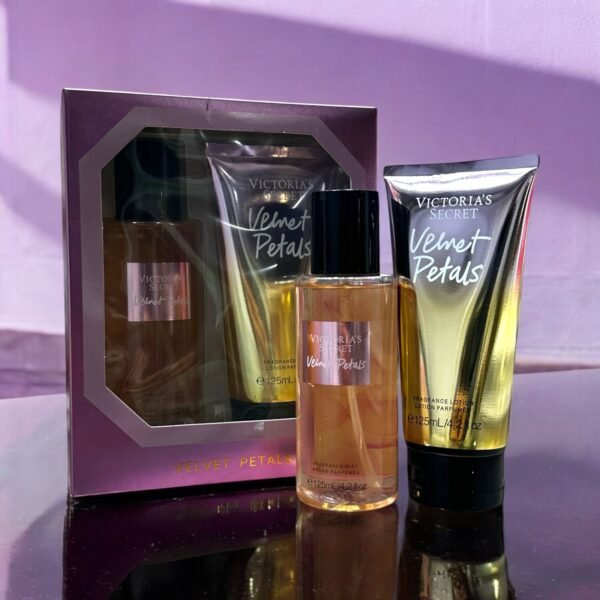VICTORIA SECRET Velvet Petals Body Lotion & Mist Set -