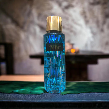 Victoria's Secret Aqua Kiss Body Mist