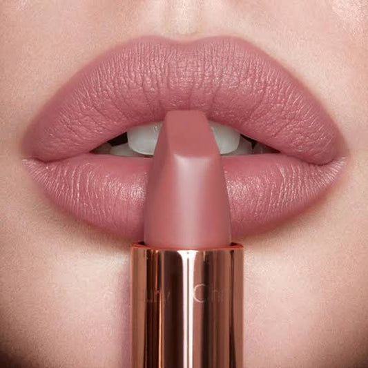 Charlotte Tilbury Matte Revolution Pillow Talk Lipstick