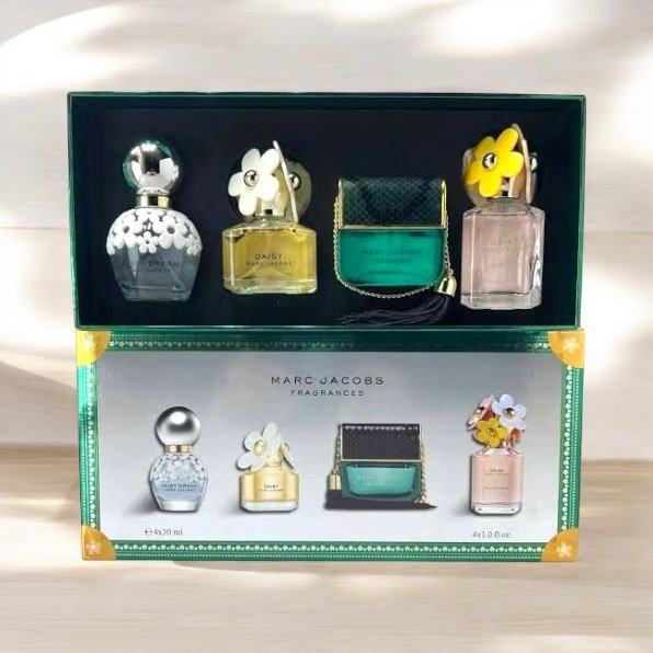 MARC JACOBS Perfume Giftset 30ml x 4 - A