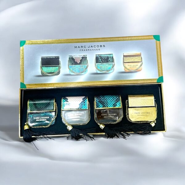 MARC JACOBS Perfume Giftset 30ml x 4 -